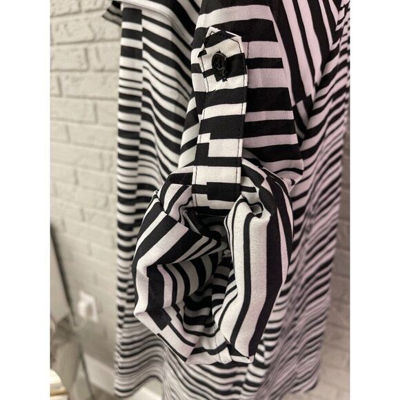 Calvin Klein Women Black /White V Neck Striped Roll Tab Tunic Blouse Size 1X - Picture 7 of 9